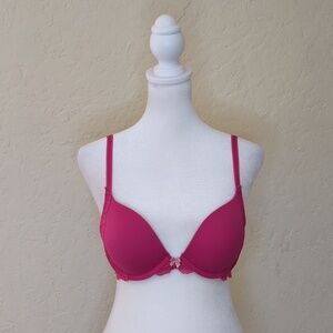 Victoria's Secret Dream Angels Smooth & Lace Push Up Bra Size 34B